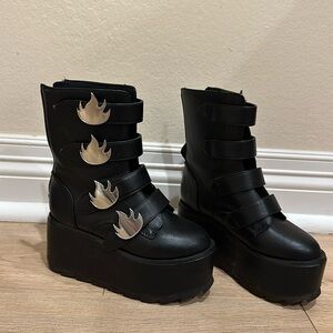 YRU karma flame platforms | Dolls Kill